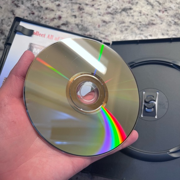 Hitch DVD (2005) - Picture 3 of 5